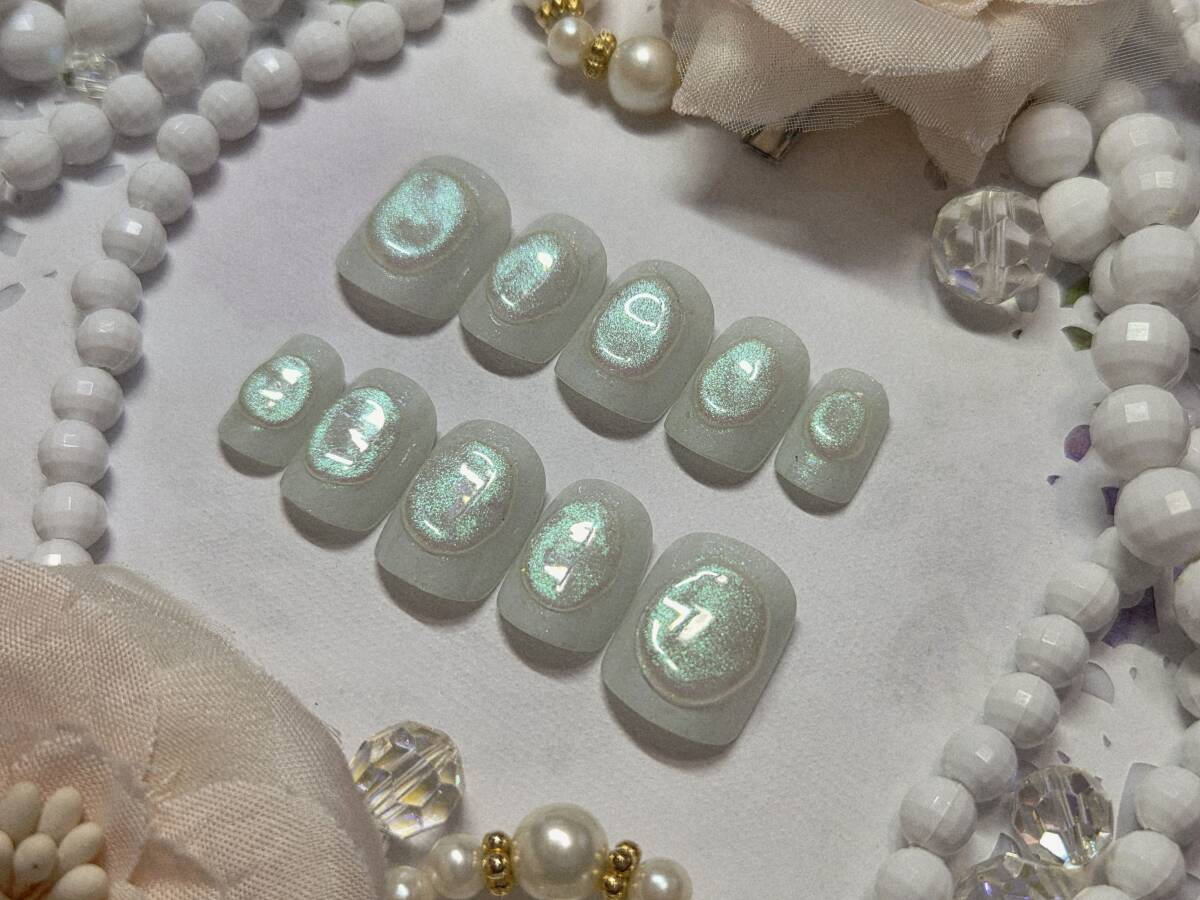 即決☆ジェル加工済ネイルチップ☆ベリーショートS 水ネイル オーロラブルー拍卖