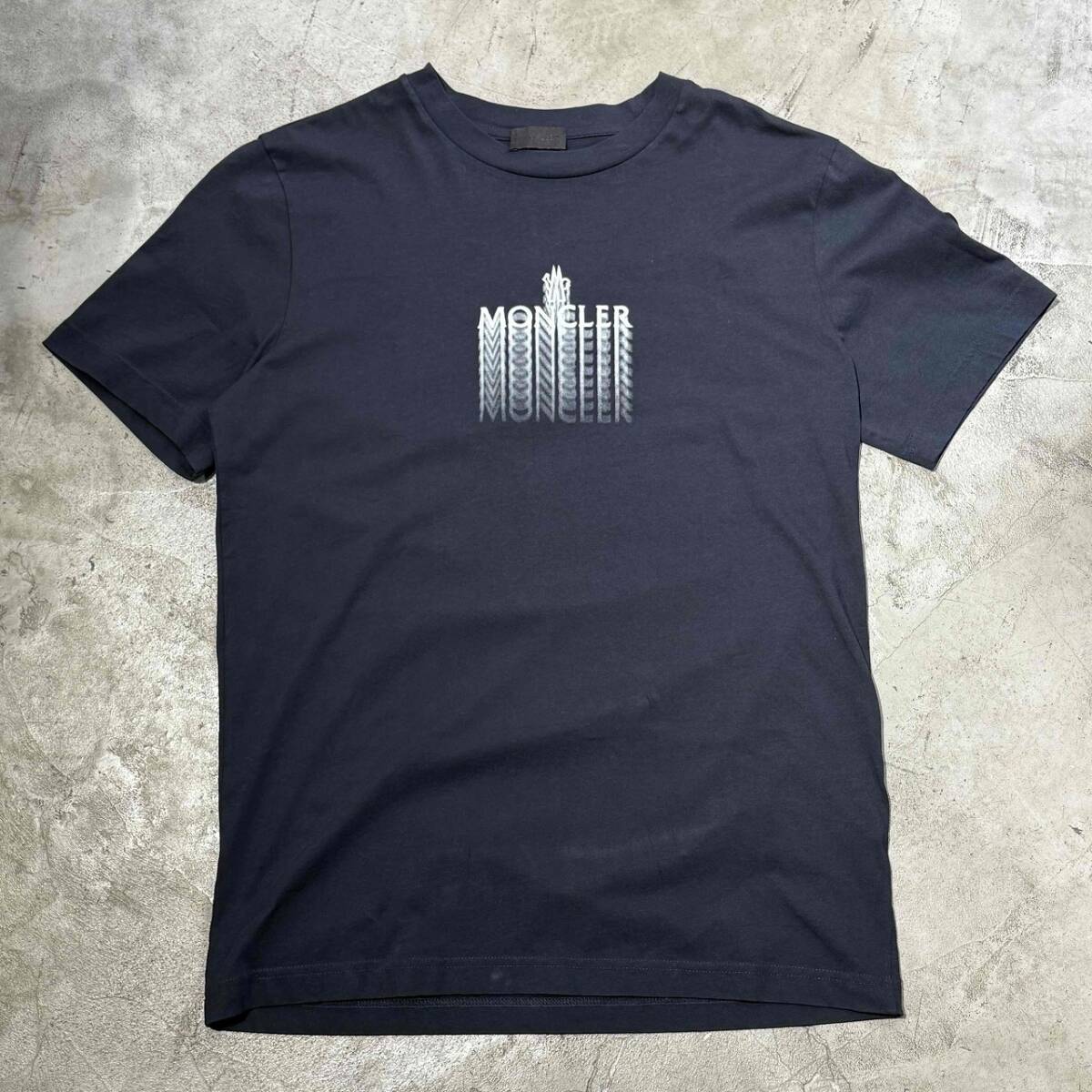 MONCLER GRAPHIC LOGO T-SHIRT SIZE-M BLACK K10918C00029 モンクレール グラフィック拍卖