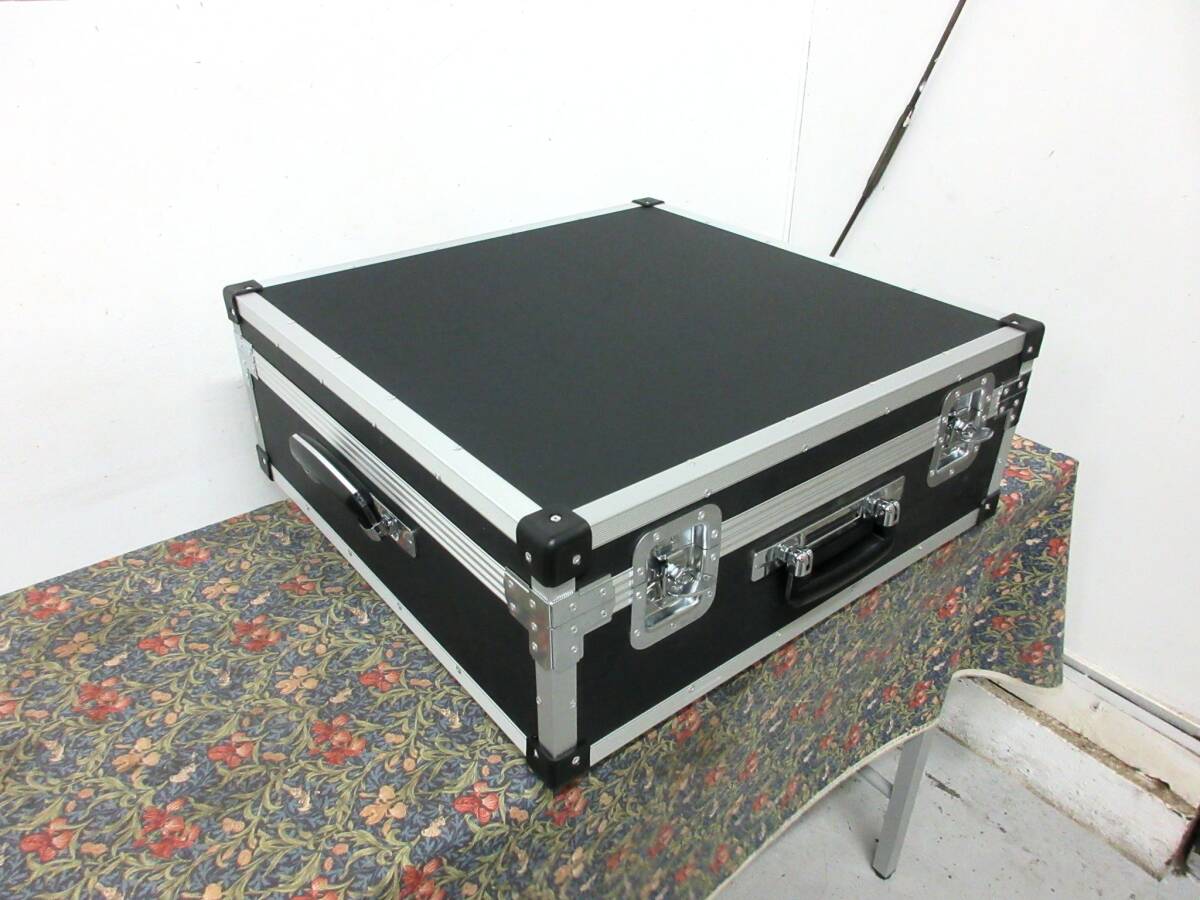 未使用 アケボノクラウン 大型 アルミケース ジュラルミンケース スーツケース型 PVC ハマーキャスター 外寸 W64xD57xH22 内寸 W53xD51xH19拍卖
