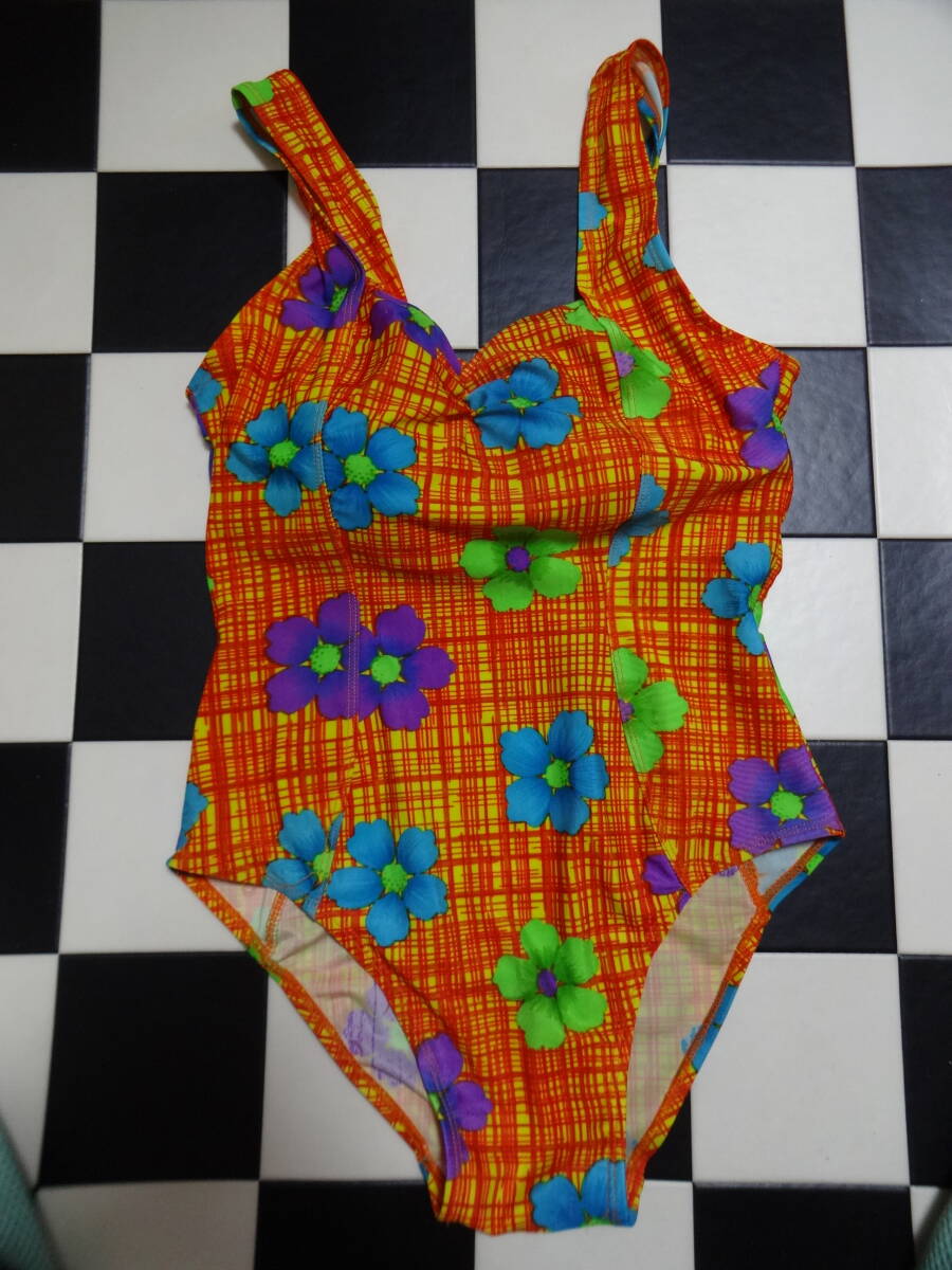 女性水着ワンピース サイズ13LL D7324 オレンジ花柄拍卖