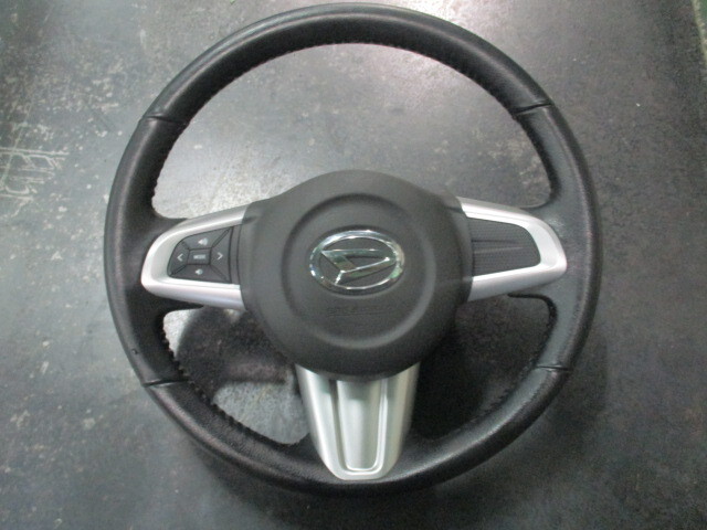 ⑦ 平成25年式 タント カスタム RS 純正 レザー ステアリング ハンドル ホーンパッド ※モジュール欠品※拍卖