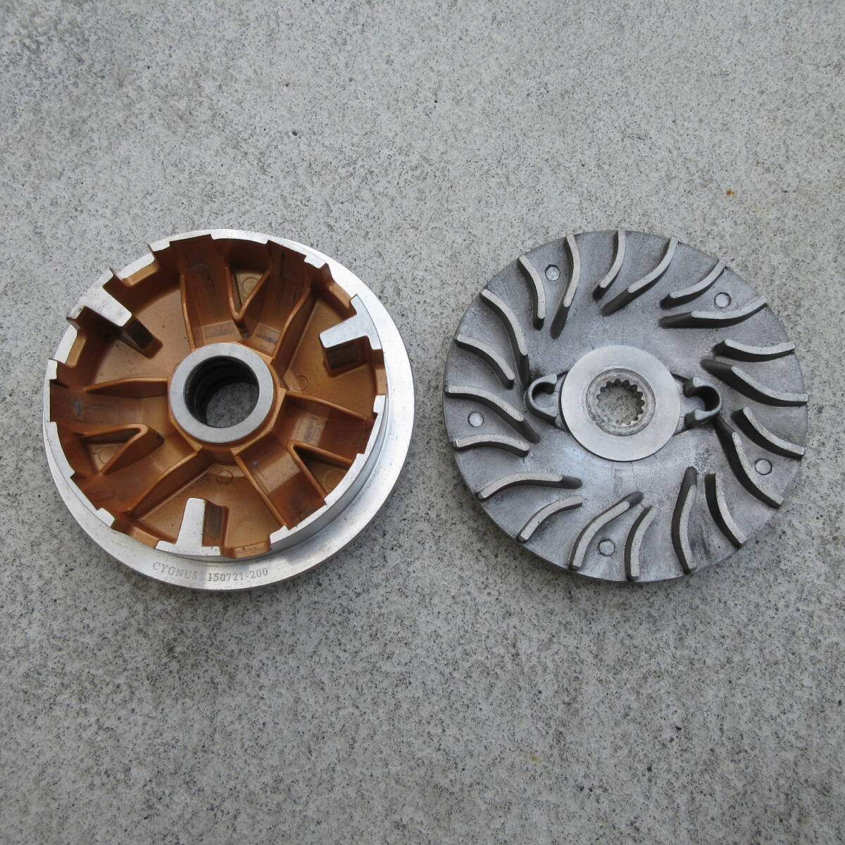 NCY 黄金プーリー フェイス シグナスX SE44J SE46 中古 BW’S125拍卖