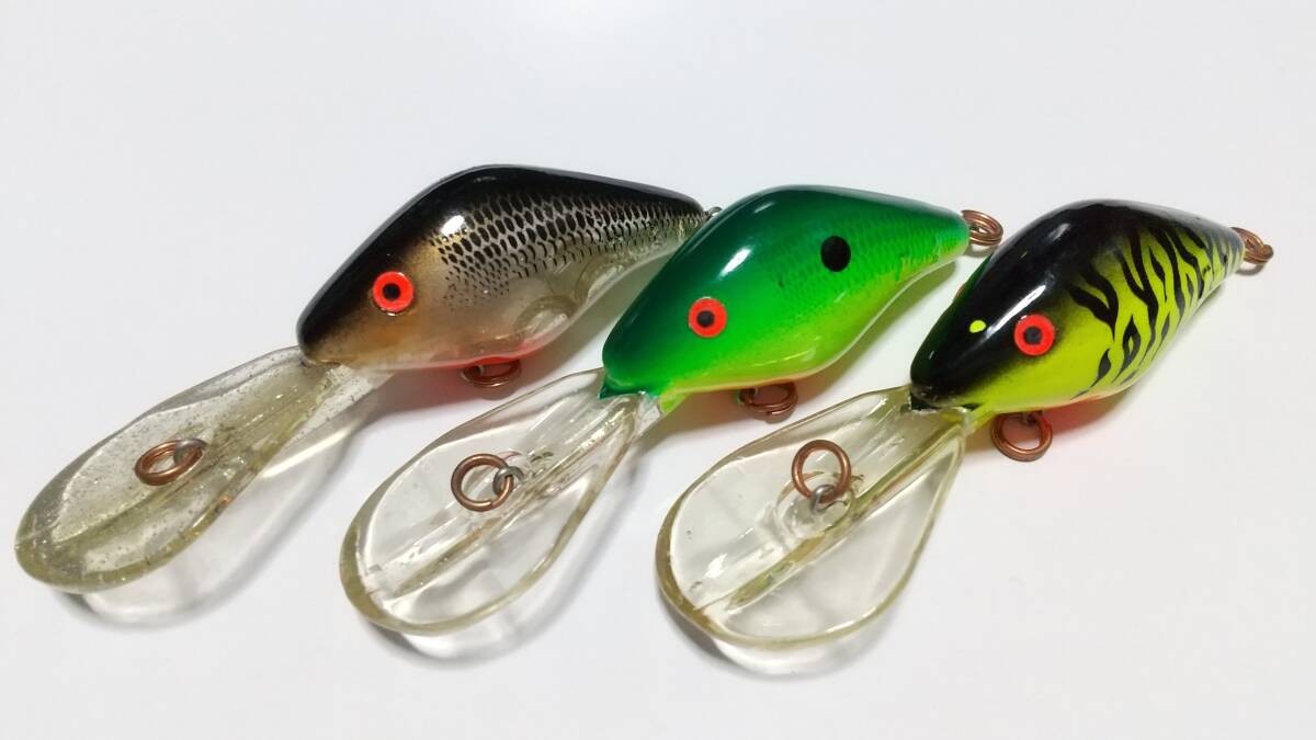 E マンズ 15+ チャートなど 3個 DIVES to 15feet リップまで全長9cm Mann's ディープ クランク CRANK MANNS BOX保管未使用品拍卖