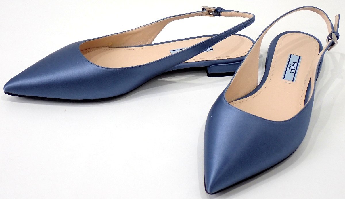 定価8万円↑未使用 超美品 プラダ パンプス フラットシューズ ブルー バックストラップ シューズ 24cm 24.5cm ブルー 37 1626拍卖