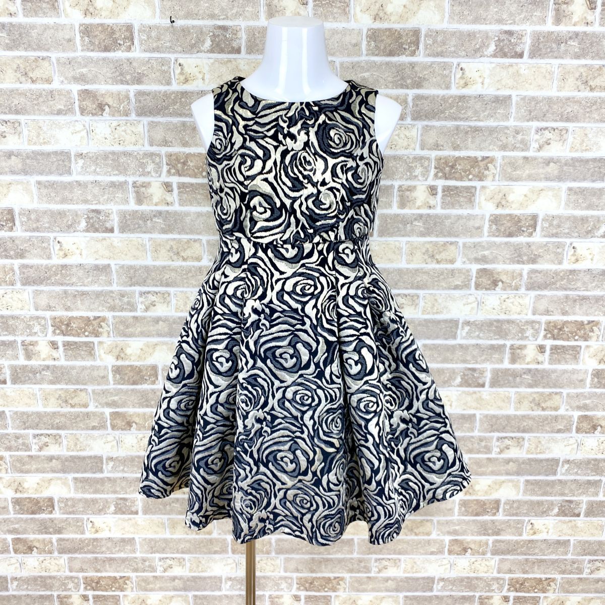 子供ドレス【ネコポス可】 Catherine Cottage ワンピース 120 黒金柄 カラードレス 発表会 イベント 中古12280拍卖