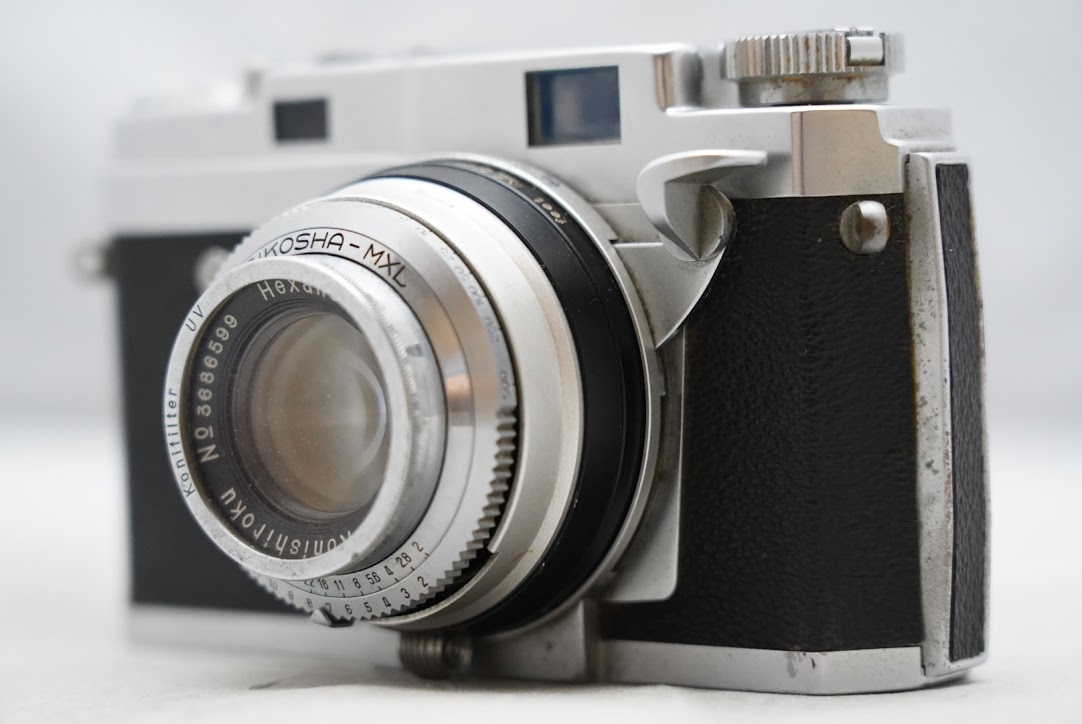 ☆大人気のフィルムカメラ☆ コニカ Ⅲ ヘキサノン 48㎜ F=1:2 Konica Ⅲ Hexanon 48 2 No.144214 おススメの1品 お見逃しなく 現状品拍卖