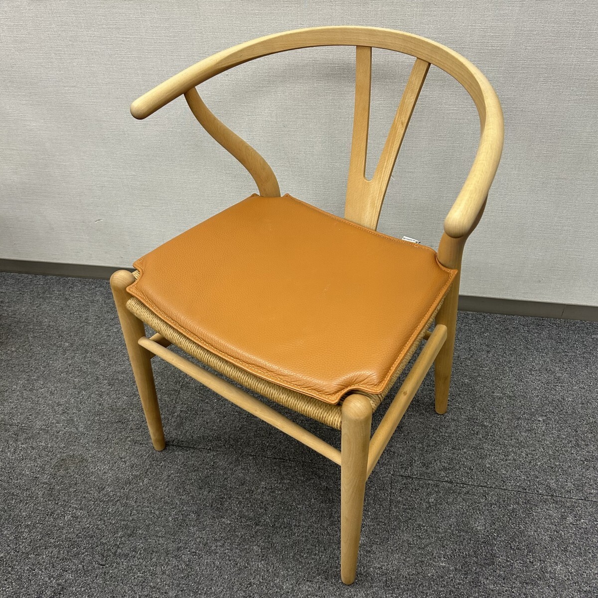 美品 CARL HANSEN & SON カールハンセン&サン Yチェア CH24 イス ビーチ材 専用レザークッション付き インテリア 家具 (1)拍卖