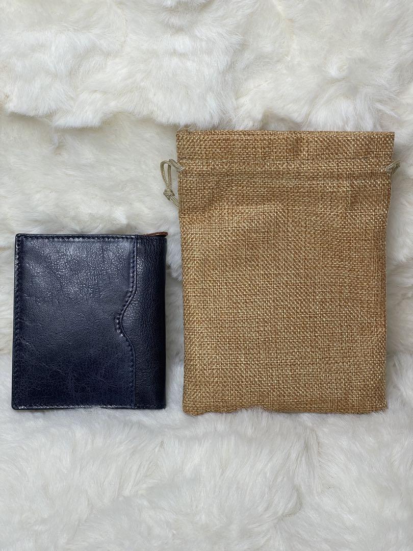 K025 【新品】Luchiada 二つ折り財布 フェイクレザー カードケース拍卖