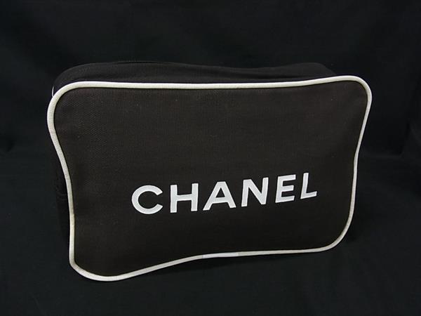 CHANEL シャネル ロゴ キャンバス ポーチ マルチケース 小物入れ レディース メンズ ブラック系×ホワイト系 DG8695拍卖