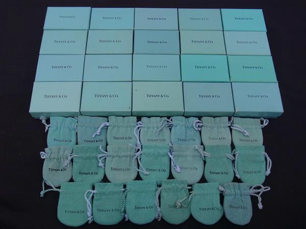 1円 ■美品〜■ TIFFANY&Co ティファニー ボックス 箱 巾着 保存袋 アクセサリーケース 小物入れ 20点セット まとめ売り DB2501拍卖