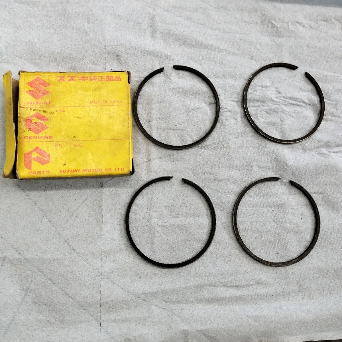 スズキ 12140-65821 ピストンリング 拍卖