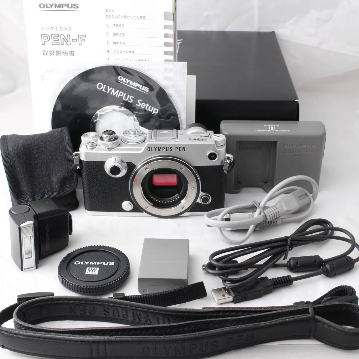 ☆新品級・ショット数2913☆ OLYMPUS PEN-F シルバー ミラーレス一眼 オリンパス PEN-F Body SLV #3861拍卖