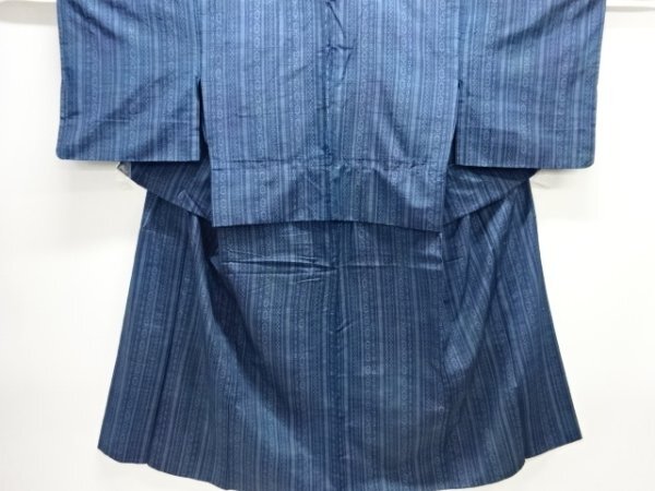 ys7445829; 宗sou 縞に抽象模様織り出し十日町紬単衣着物【アンティーク】【着】拍卖