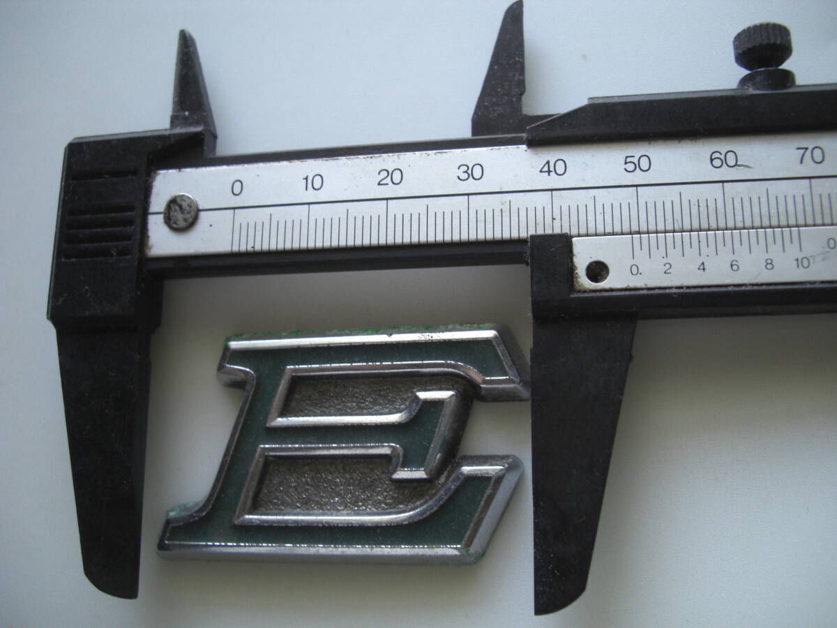 フェアレディZのエンブレーム E 難あり念の為ジャンク本体のみの出品。拍卖