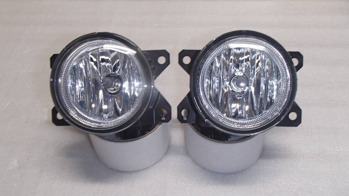 新車外し? 美品 ホンダ 純正 フォグランプ 左右 N-BOX カスタム フィット オデッセイ RC ヴェゼル STANLEY W0650D拍卖