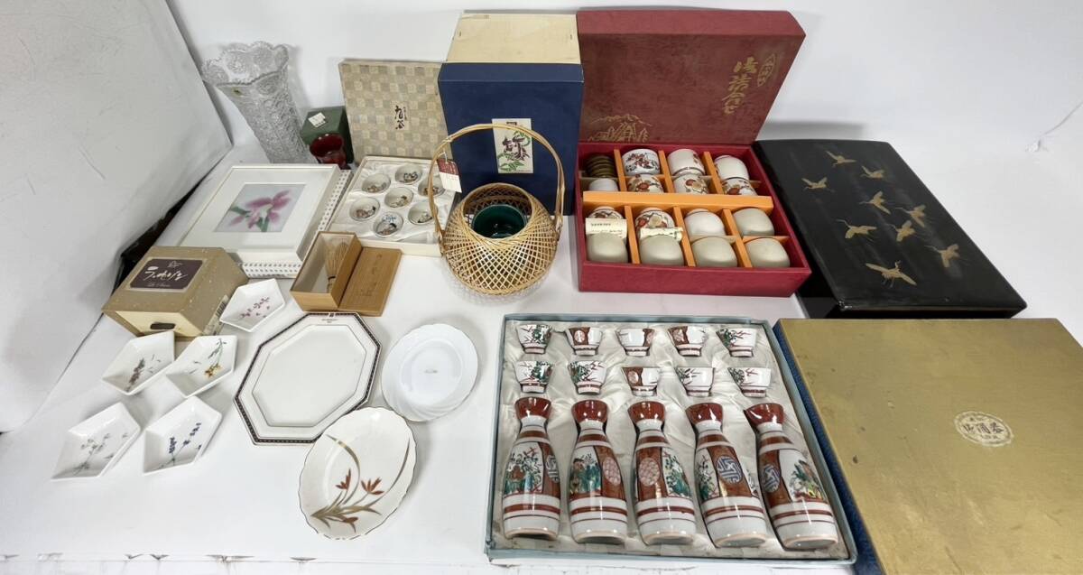 贈答品 未使用品含む A1 まとめ 九谷焼 ラセゾン GIVENCHY 七宝焼 七福神 たち吉 酒器 食器 花器 など 陶器 工芸品 銘有 骨董 1円~拍卖