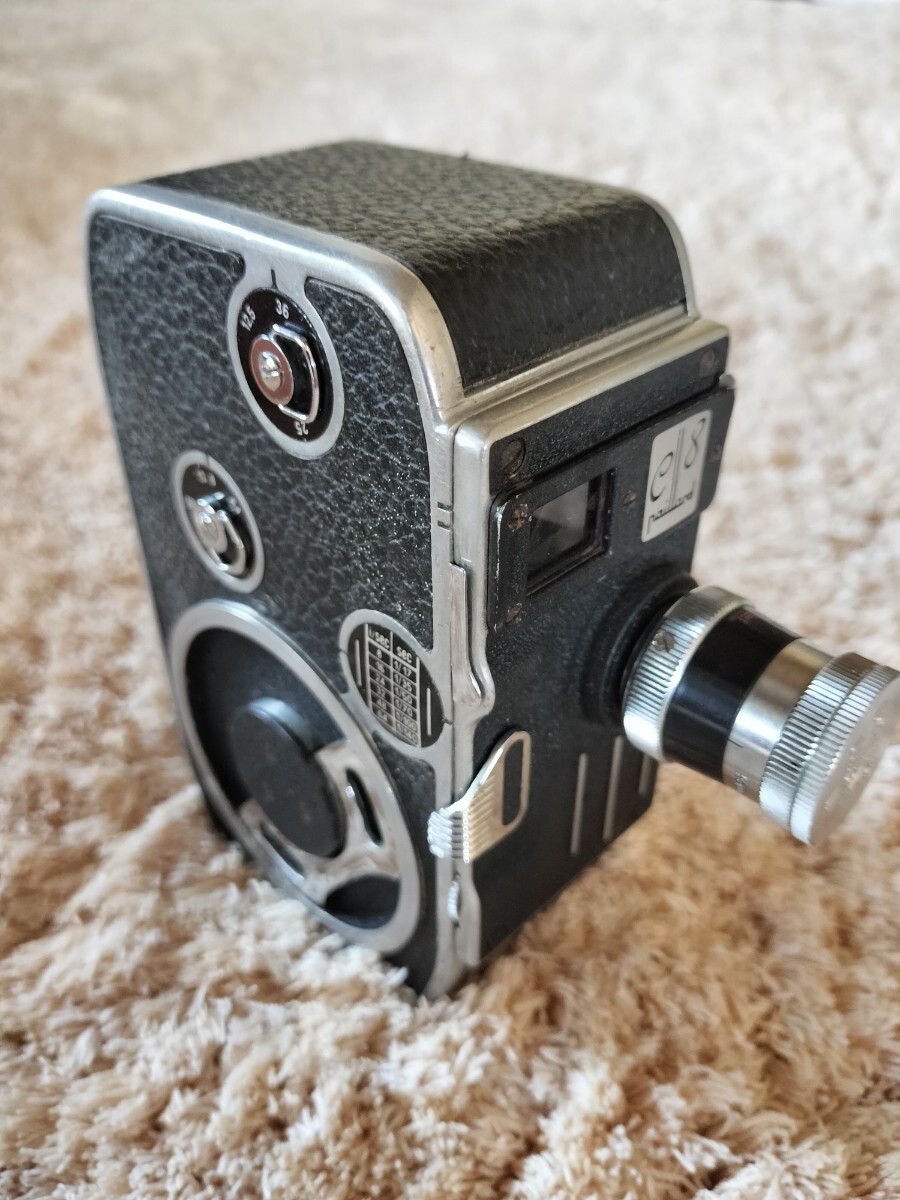 スイスのPaillard Bolex(パイヤール・ボレックス)社製 PAILLARD-BOLEX C8 8ミリ映写カメラ 中古拍卖