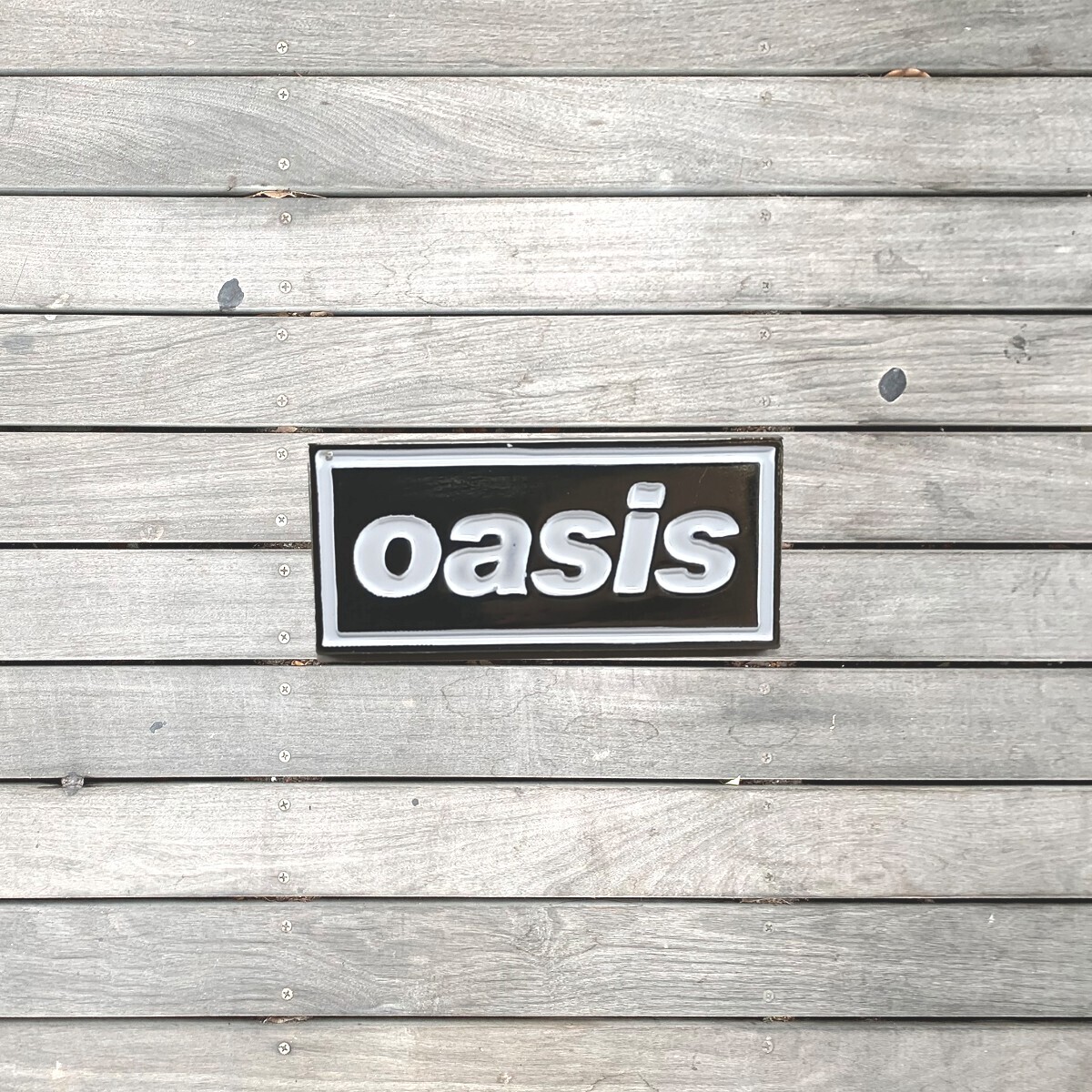 オアシス oasis 金属製 ピンバッジ blur好きにも拍卖