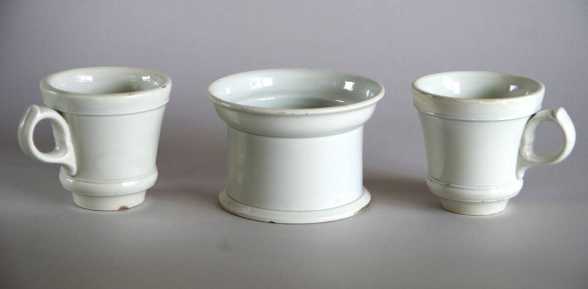 ☆19世紀・フランス・アンティーク Tasse brulot de Creil et Montereau(クレイユ・エ・モントロー)白陶磁・ブリュロ カップ2客/ポットR拍卖