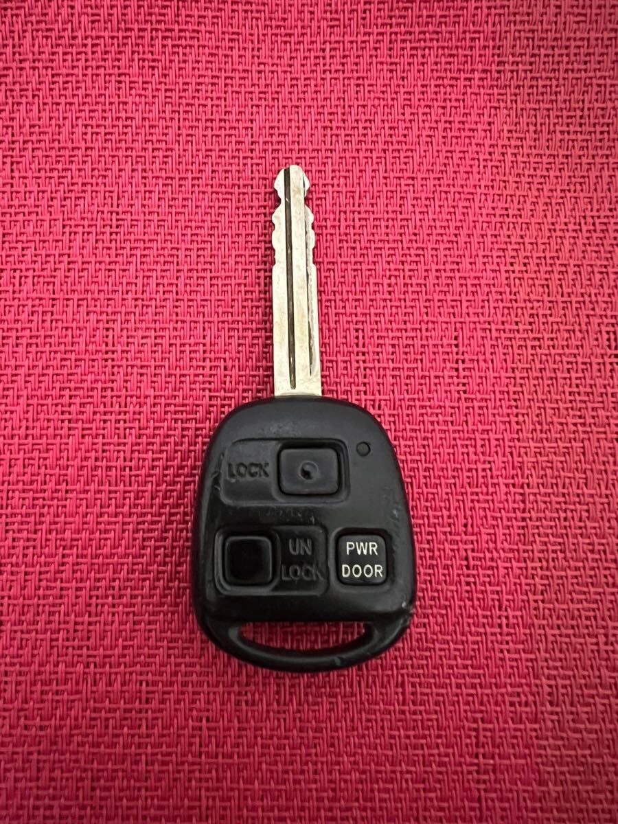 トヨタ 純正 キーレス リモコン 鍵  3ボタン 動作確認済 赤ランプ(15)拍卖