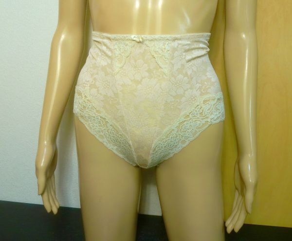 488中古品☆ジャコンヌ花柄♪ショートガードルLサイズ ウエスト67~73 補正下着2着まで同梱可 出品商品10点落札送料無料拍卖