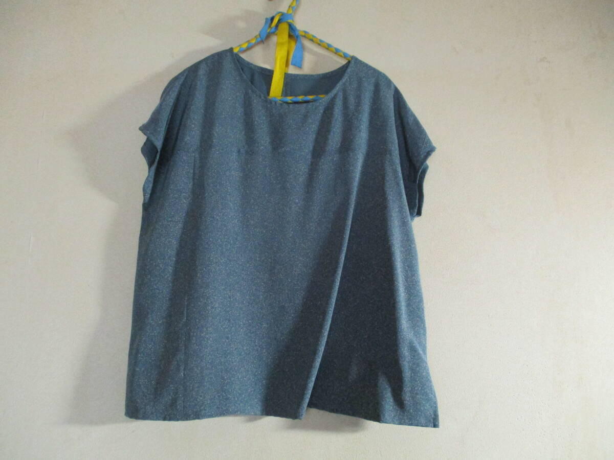 Bg85 着物のリメイク 手作り服72 ブラウス モスグリーン色 小さな模様拍卖