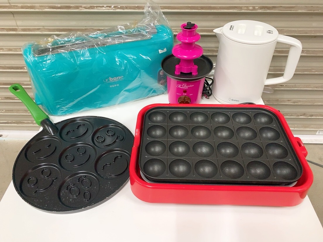 中古 キッチン家電 5点まとめて 調理家電 キッチン雑貨 トースター ケトル たこ焼き器 チョコレートファウンテン セット 0726や1 D2 120拍卖