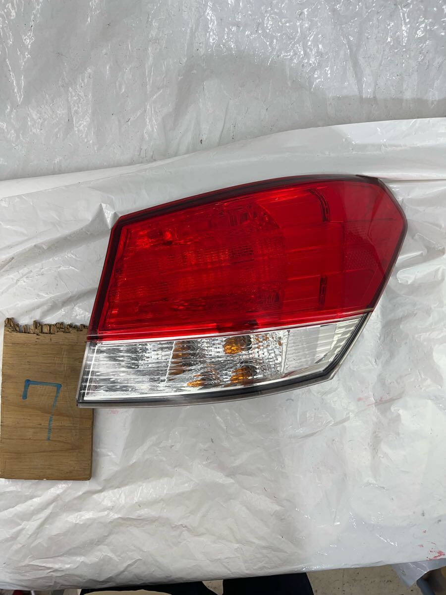i7.3 レガシィ BMG 右 テールランプ テールライト KOITO 220-20068 右側運転席側拍卖