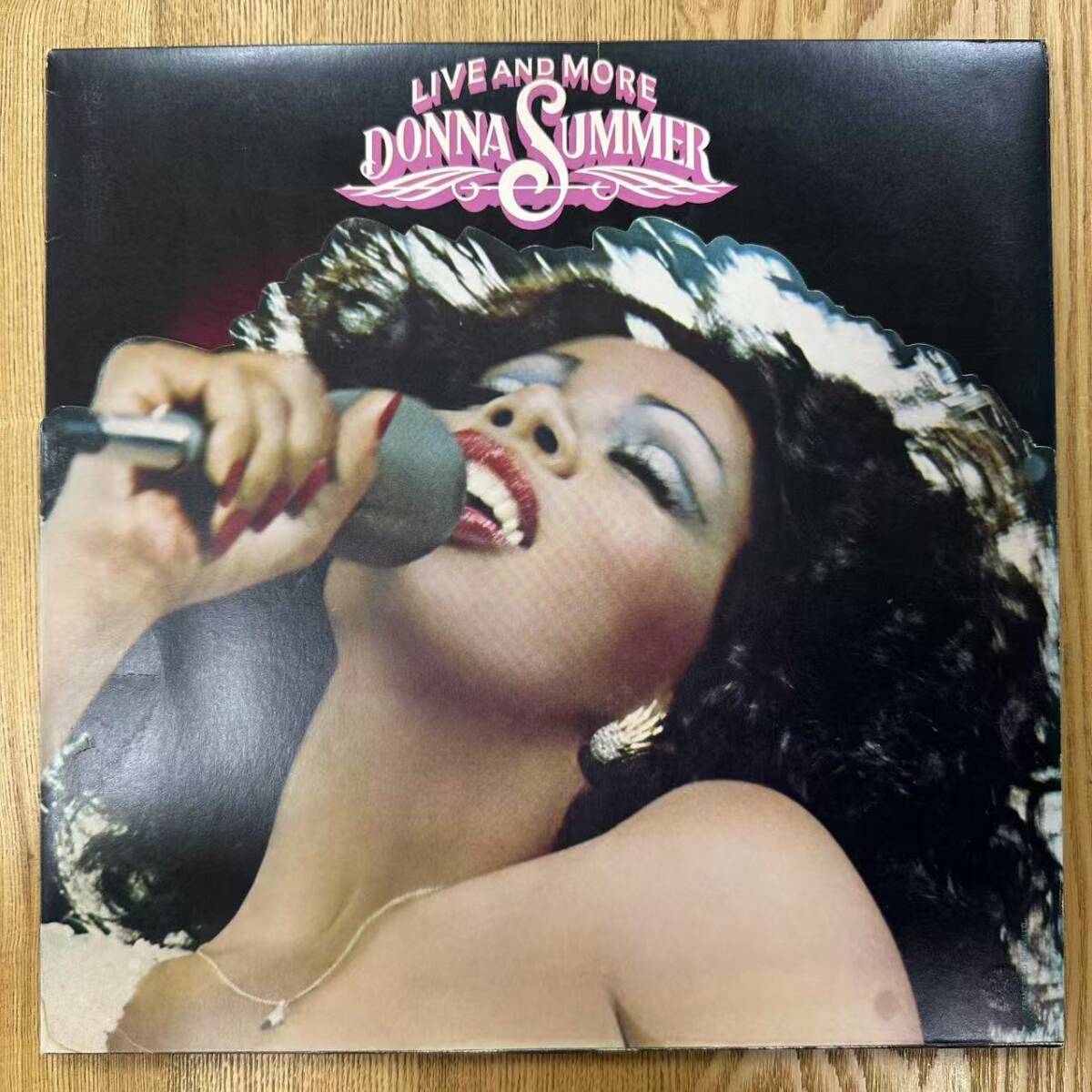 ★・ Funk 2枚 LP / Donna Summer(ドナサマー) - Live And More / Casablanca - 19S-11~12 / ZD072218拍卖