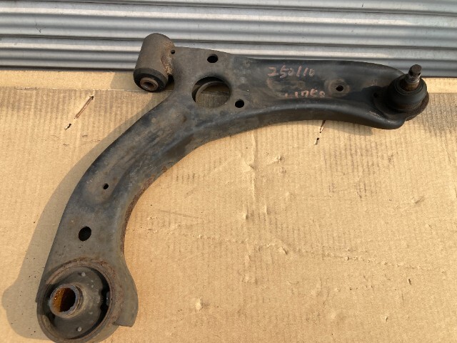 250110 ムーブカスタム  L175S H19 右フロントロアアーム ロアアーム ★拍卖