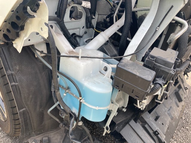 250702 セレナ HFC27 後期 ハイウェイスター E-POWER ウォッシャータンク拍卖