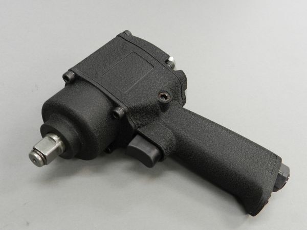【最大トルク 610N・m】プロ仕様 小型・軽量 1/2(12.7mm) エアーインパクトレンチ ☆Black Edition☆拍卖