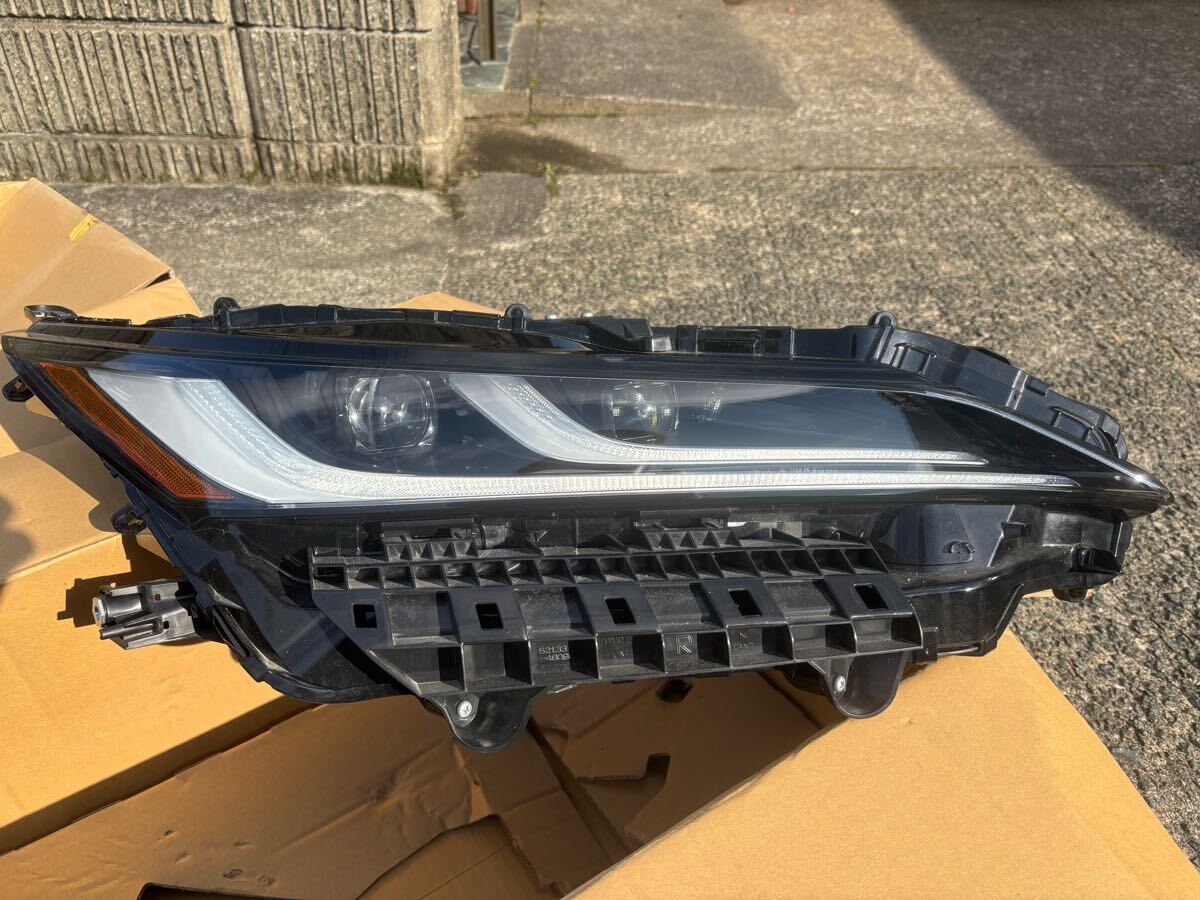 ハリアー80 右ヘッドライト 81145-48J10 KOITO48-233 7H 拍卖