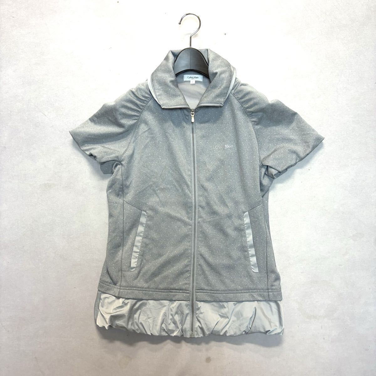 W■ 洗練されたデザイン '高級感溢れる' Calvin Klein golf カルバンクライン 半袖 ジップアップ ジャケット L レディース 婦人服 トップス拍卖