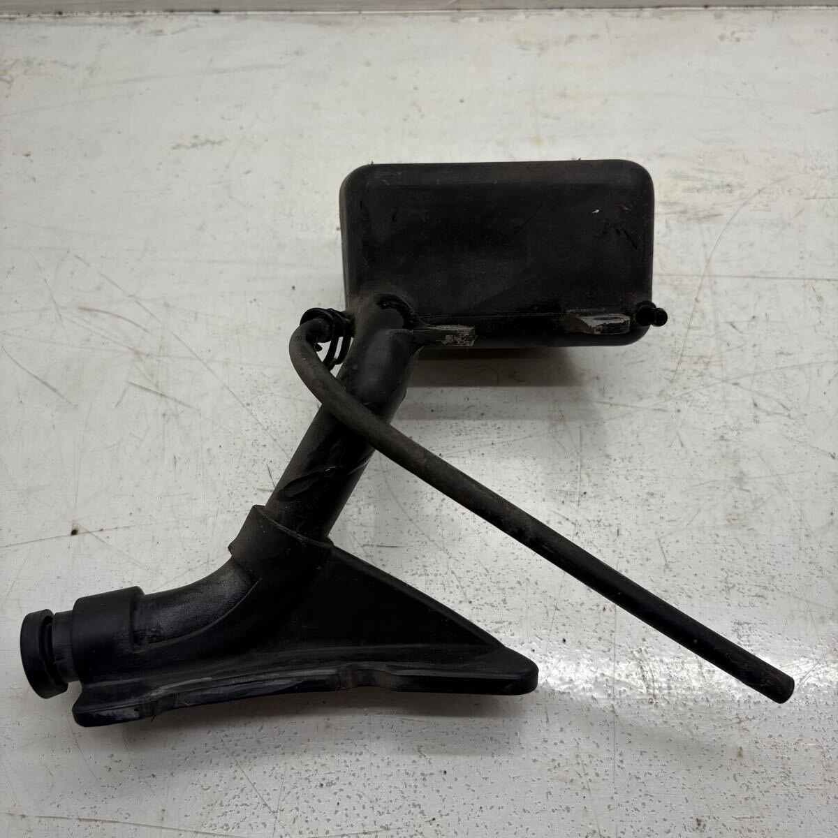 01469 スズキ GSX400 インパルス GK79A リザーブタンク 純正 冷却水サブタンク 拍卖