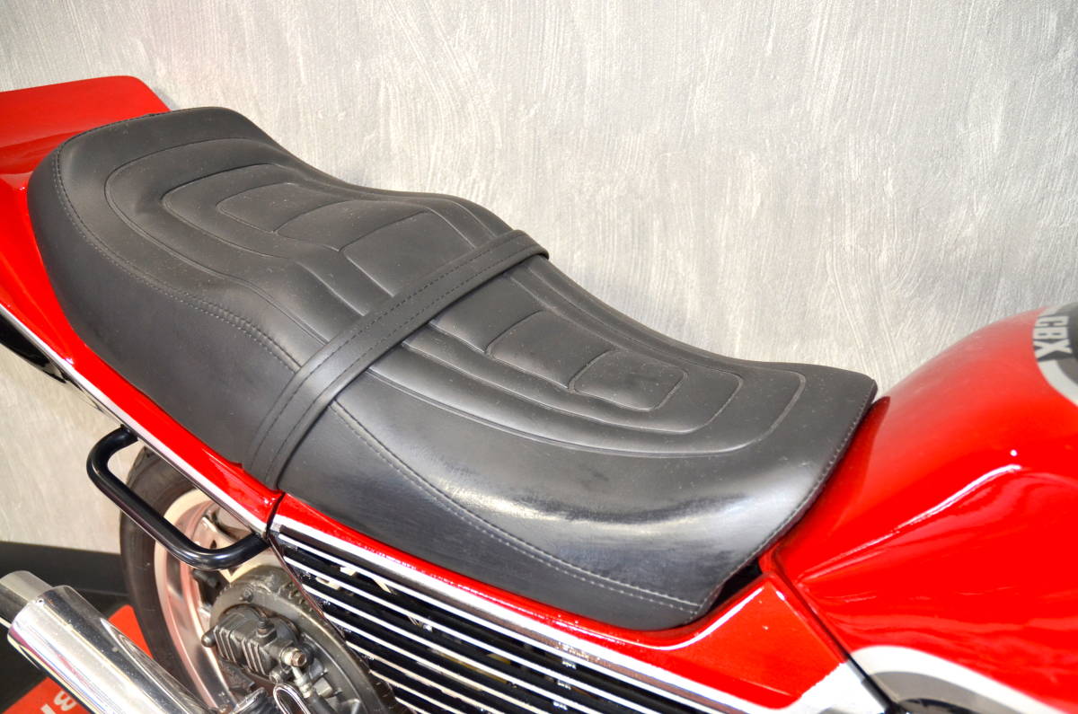 CBX400F NC07 CBX550F PC04 タックロール シート 新品 タンデムベルト 金具付き ブラックレザー CBX インテグラ カスタム GS FX XJ Z1 GT拍卖