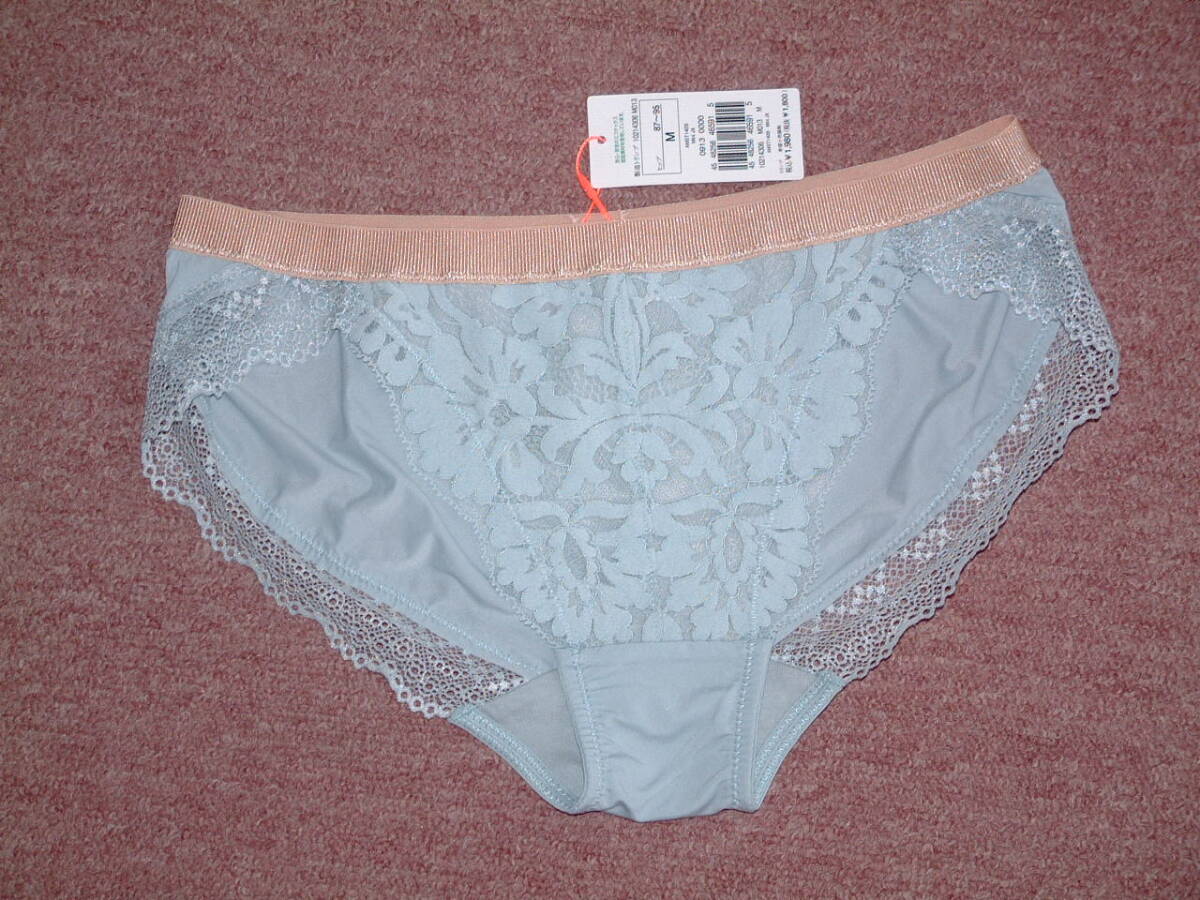 ★定価1980円★Triumph トリンプ アモスタイル レギュラーショーツ フラッフィー レース AMST1409 Mini JX M013拍卖