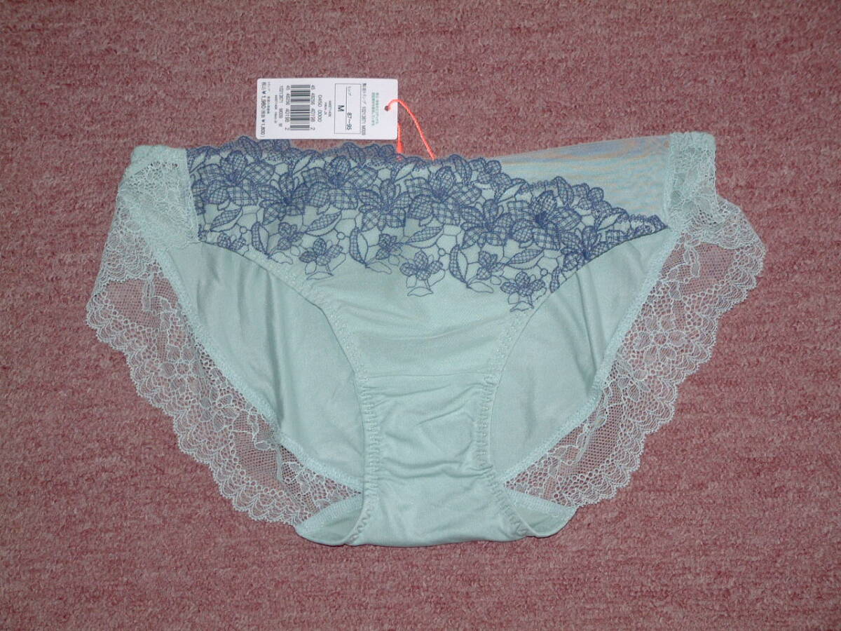 ★送料込み★定価1980円★Triumph トリンプ アモスタイル レギュラーショーツ チュール ヴェール AMST1406 Hikini JX M009 Mサイズ拍卖