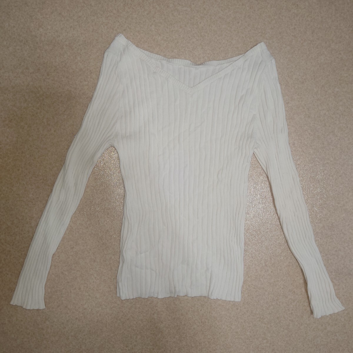 『ピンキー&ダイアン』ホワイト☆リブニット☆拍卖