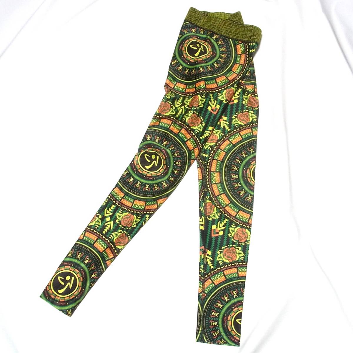 ZUMBA 良品 ズンバ MIX IT UP ロングタイツ レギンス サイズXS◎グラフィック総柄 アート ジャマイカ風◎送料無料 コロンビア製拍卖