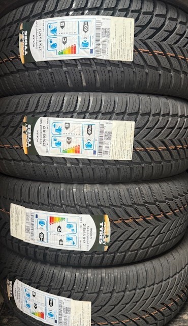 4本セット! ノキアン 215/65R17 シーズンプルーフ 2021年製 オールシーズンタイヤ 倉庫保管品 225/60R17代替えサイズ拍卖