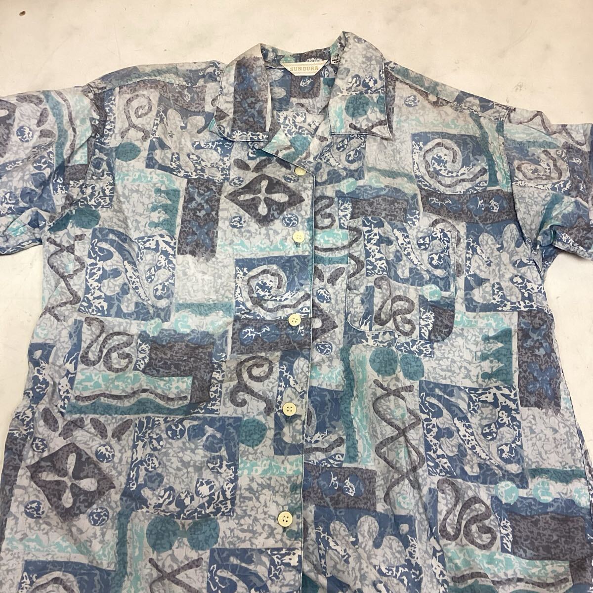 SUNDURA デザインシャツ 半袖 シャツ ブルー系 カジュアル (の94)拍卖