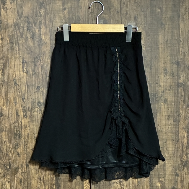 A341◇axes femme | アクシーズファム フリル重ねラップ風スカート ブラック レディース Mサイズ 中古品拍卖