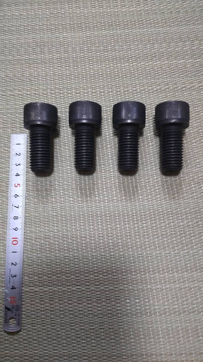 六角穴付きボルト M20×40 数量:4個拍卖
