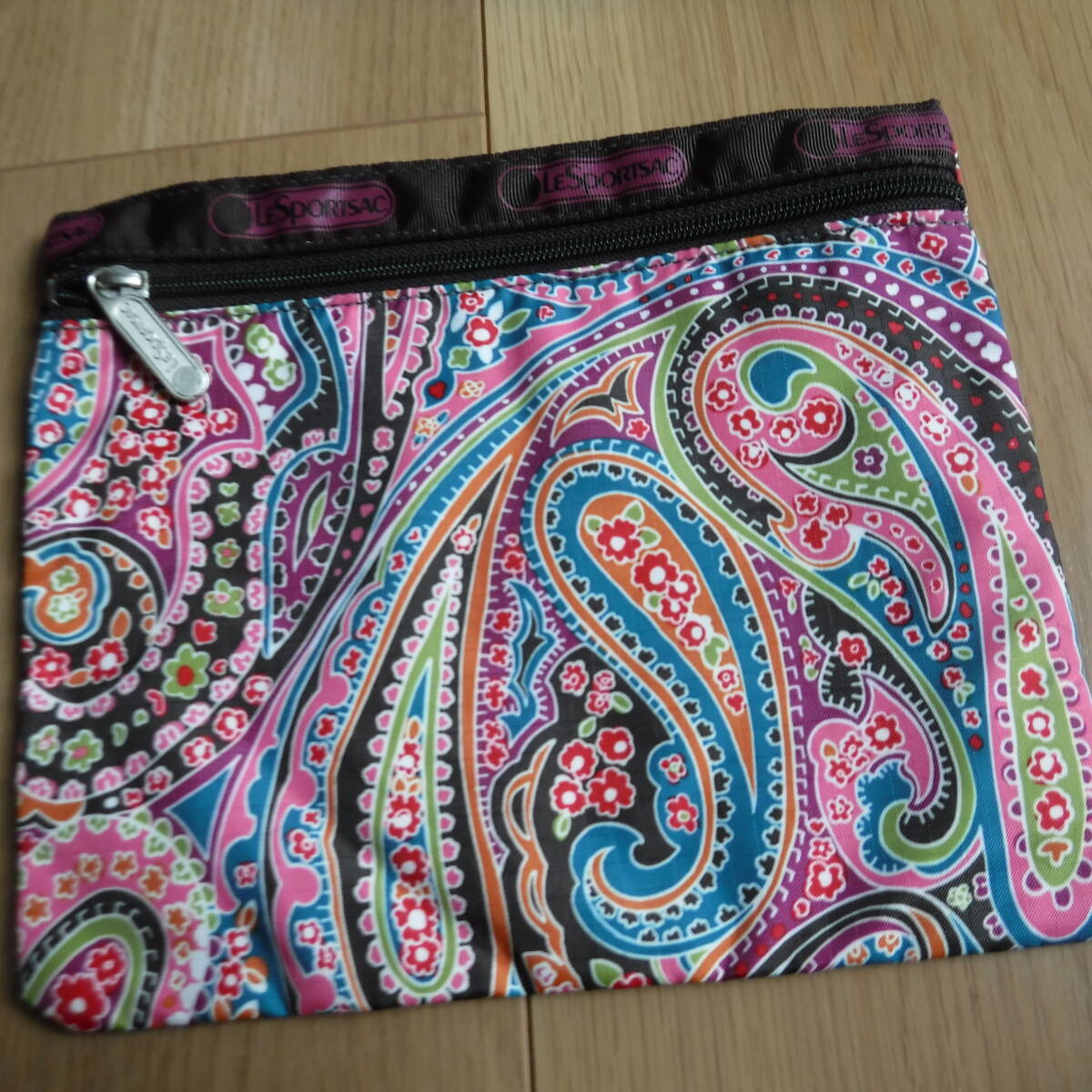 税不要特価 新品!LESPORTSAC レスポートサック ピンク×パープルエスニック柄 ポーチ♪拍卖