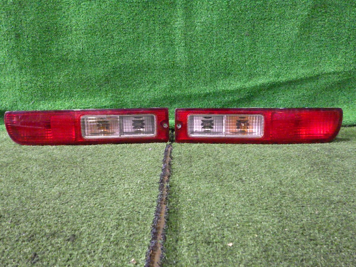 ◆ ダイハツ ハイゼット S321V 【 テールランプ 左右 セット 】 KOITO 220-51771 中古 G69 2J19-2 ◆拍卖