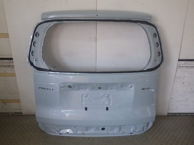 【A-2729】 GT1 GT3 GT5 GT7 フリード エアー バックドア テールゲート パネル BG68P フィヨルドミストパール 68100-33F-J10ZZ 中古 即決拍卖
