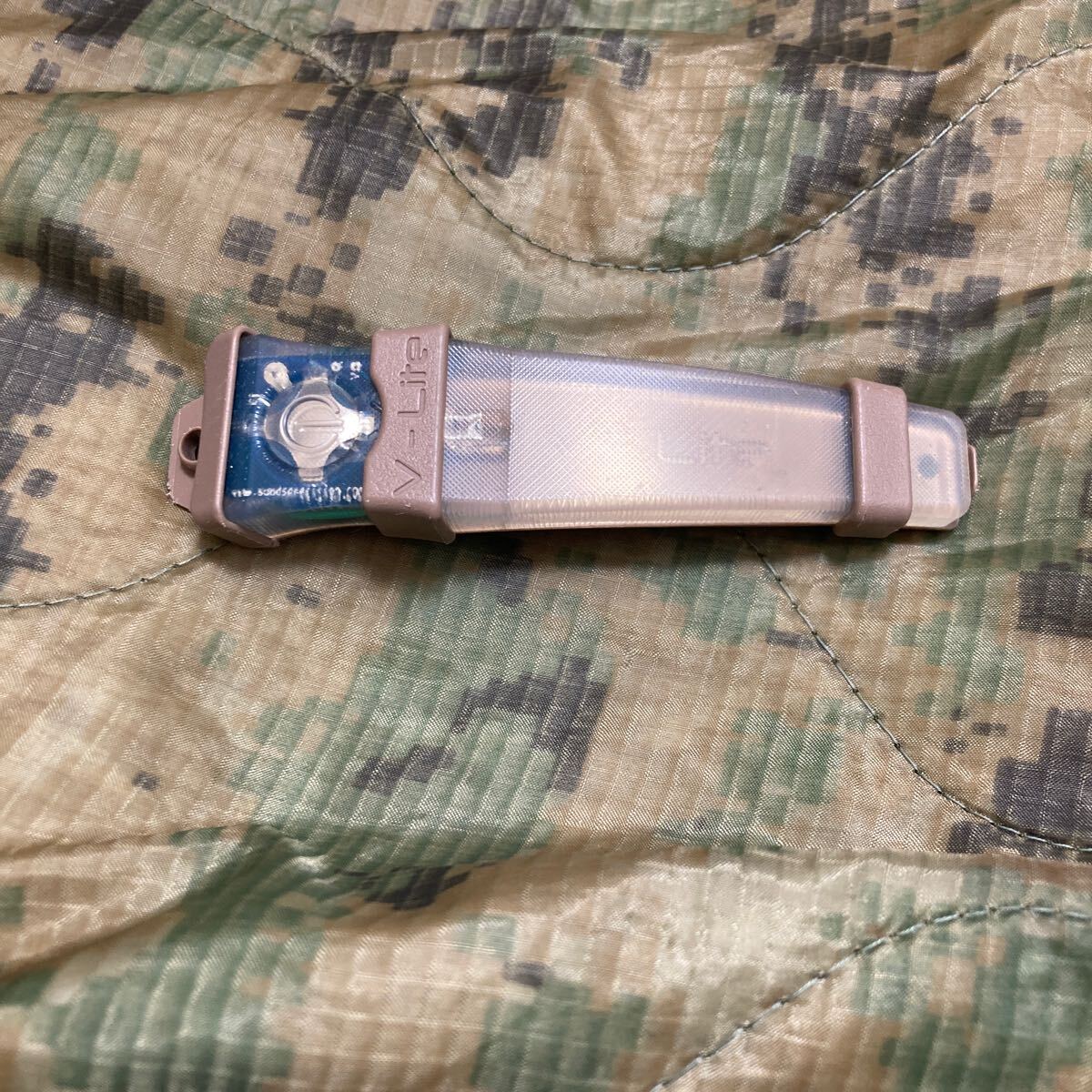実物 S&S V-LITE v lite 青 識別灯 ヘルメット ライト 米軍実物 米軍放出品拍卖