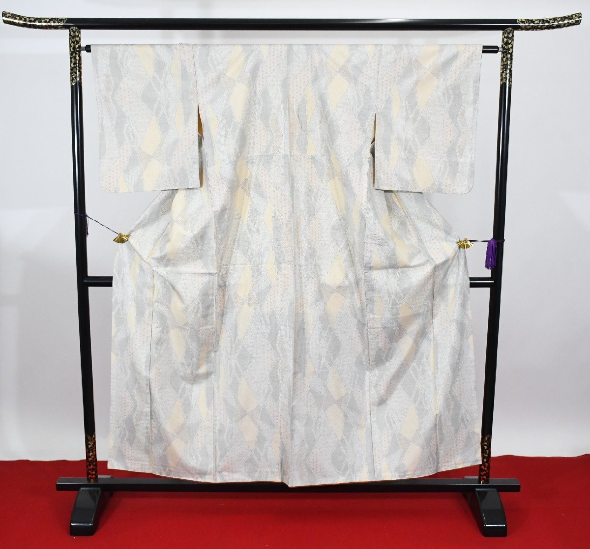 紬 つむぎ 白 正絹 身丈150cm 裄丈64cm ★着物 pb-3578 桜庭呉服店拍卖