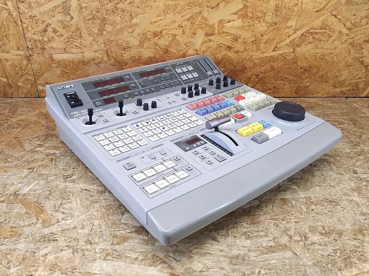 ◎ビデオ編集機 SONY FXE-100 Video Editing System Digital Multi Effects Switcher 取扱説明書付き 通電のみ確認 ジャンク◎Z-2921拍卖